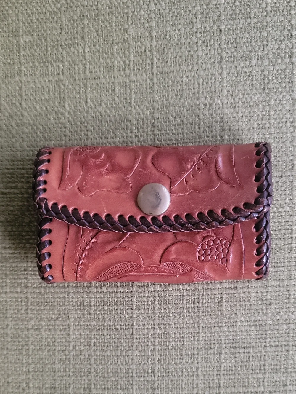 VintageHandcrafted Brown Leather Wallet Clutch with Floral Embossing